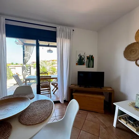 Alinico House Con Jardin Privado Y Azotea Lajares