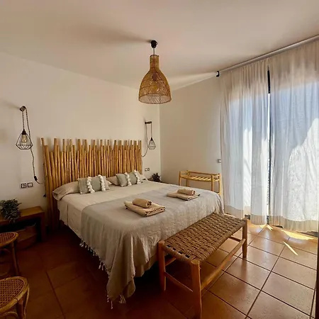 Hébergement de vacances Alinico House Con Jardin Privado Y Azotea *